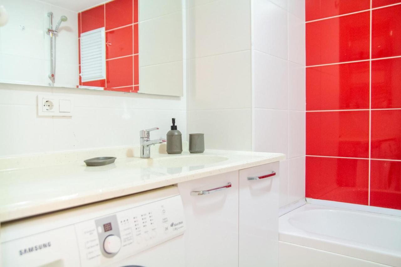 Lovely Flat Near Public Transportation In 伊兹密尔 外观 照片